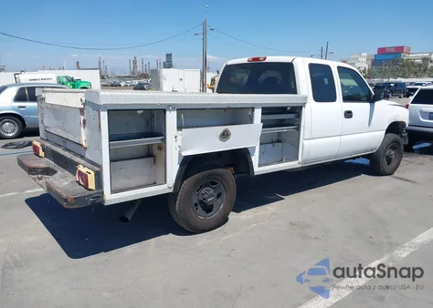 2005 GMC Sierra 2500Hd Work Truck z USA, uszkodzony, nr VIN 1GDHC29U15E283042